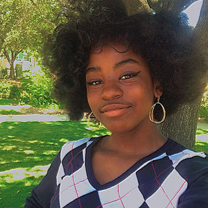 Meet your Posher, Nyomi